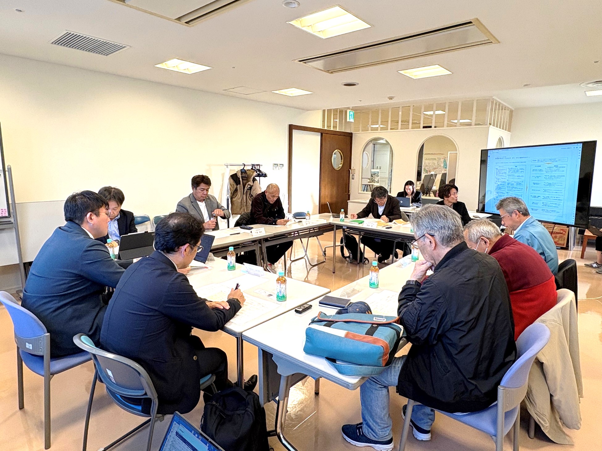 ビジョン検討委員会の議論の様子